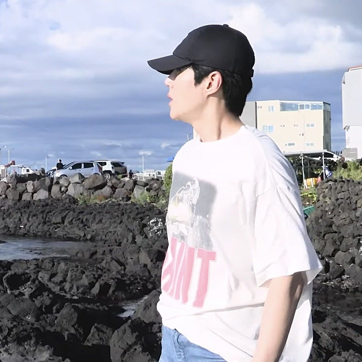 Latest photo of Kim Seonho