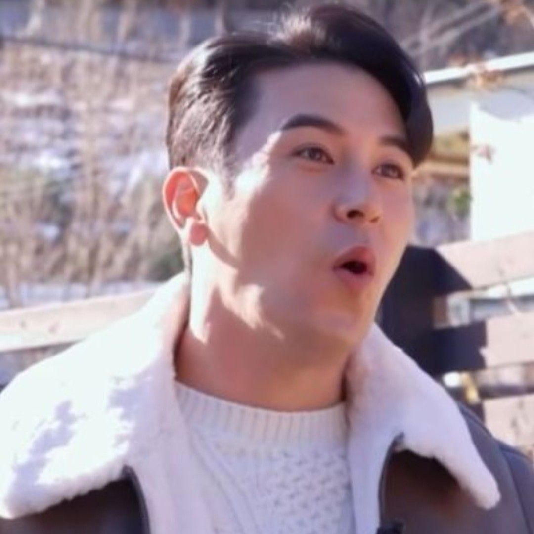 Recent activity shot of Jang Minho