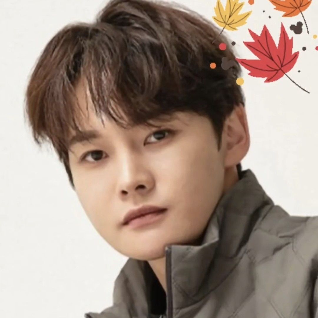 Foto kegiatan terbaru dari Park Seojin