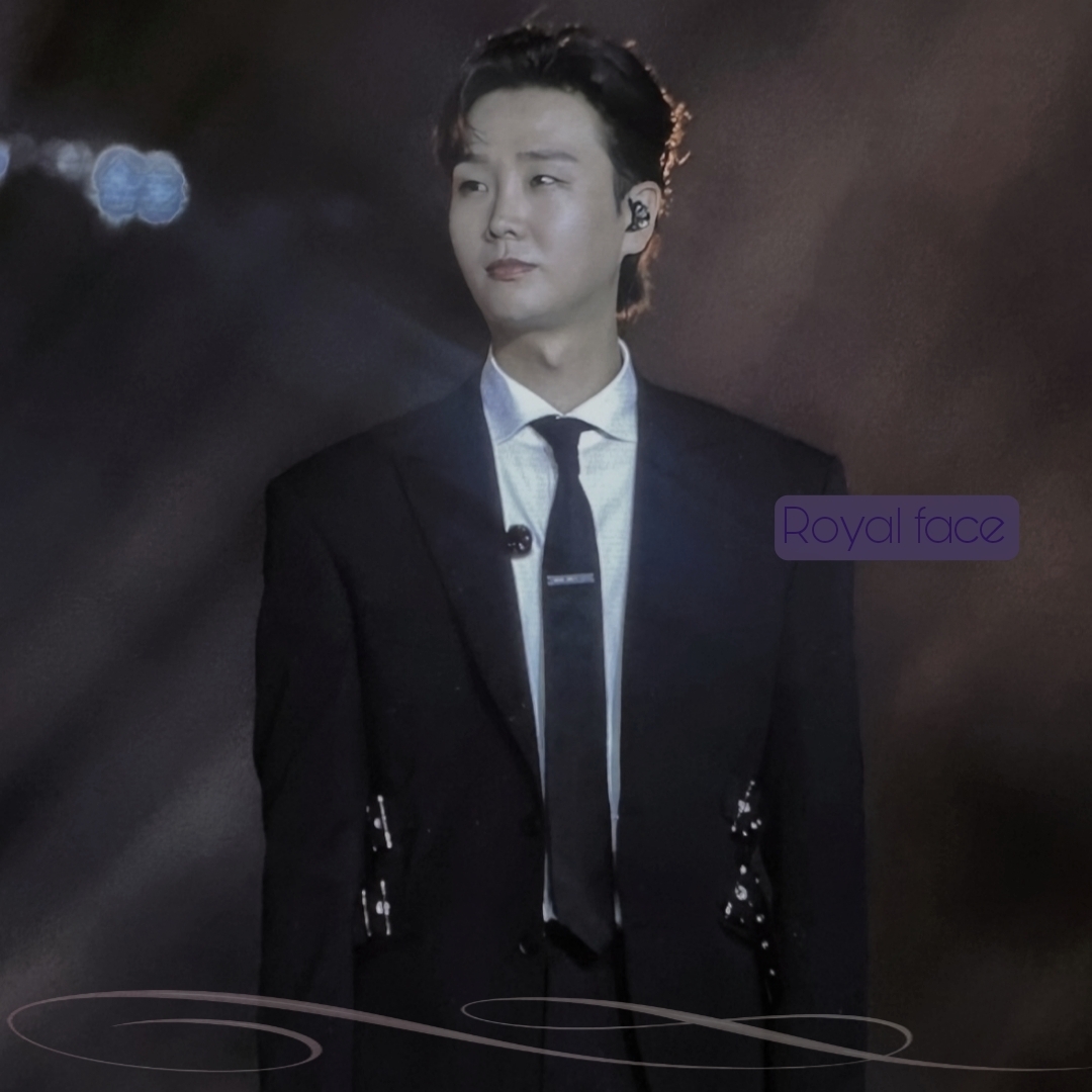 A moment captured by a fan of Song Minjun