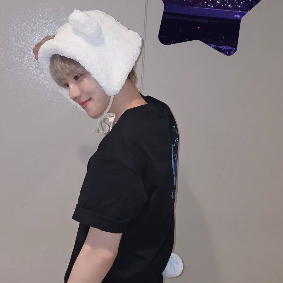 A moment captured by a fan of Baekhyun