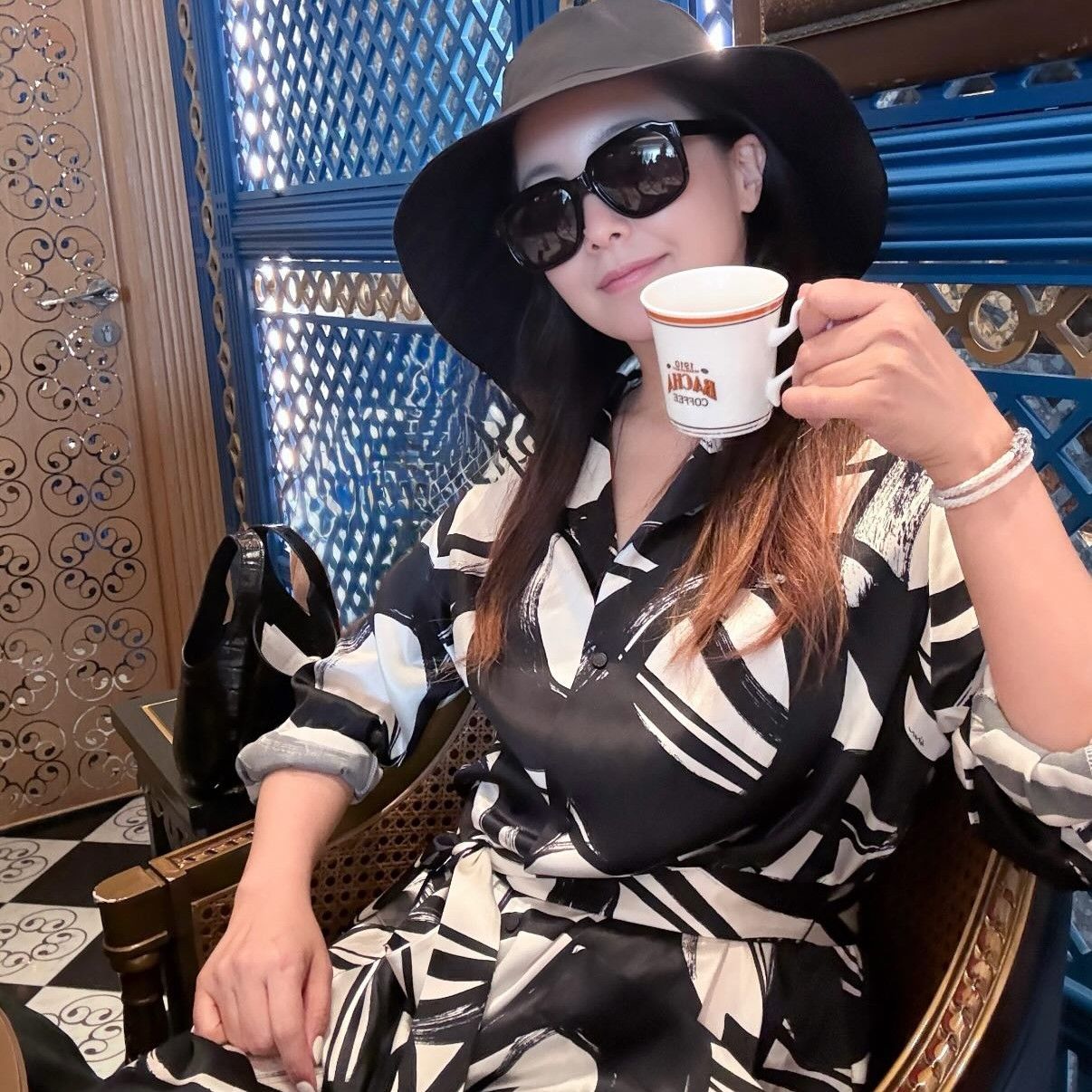 Behind-the-scenes cut of Kim Heesun