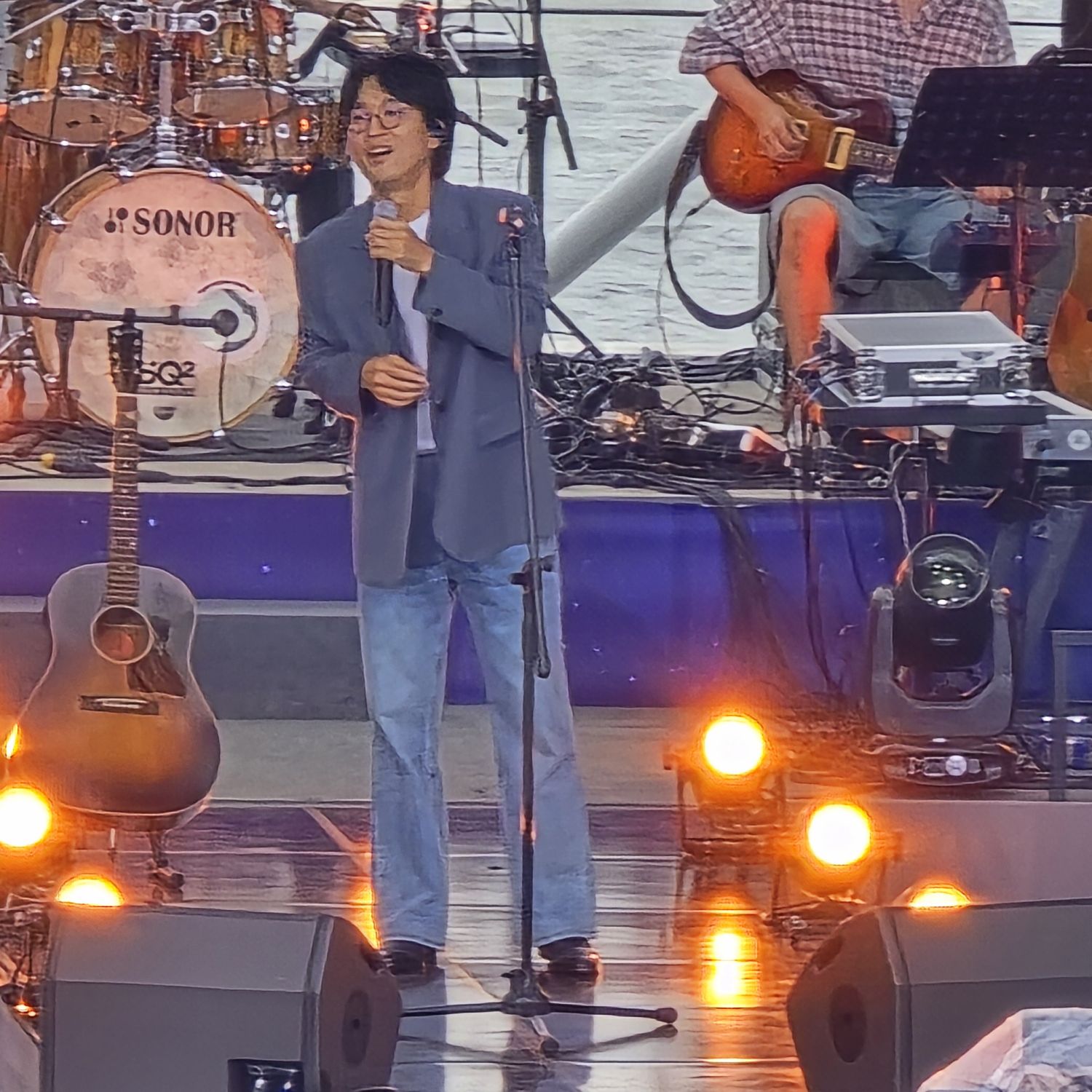 A moment captured by a fan of Bak Changgeun
