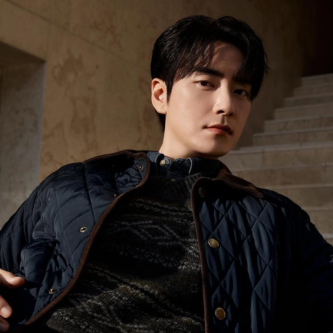 Behind-the-scenes cut of Lee Joonhyuk