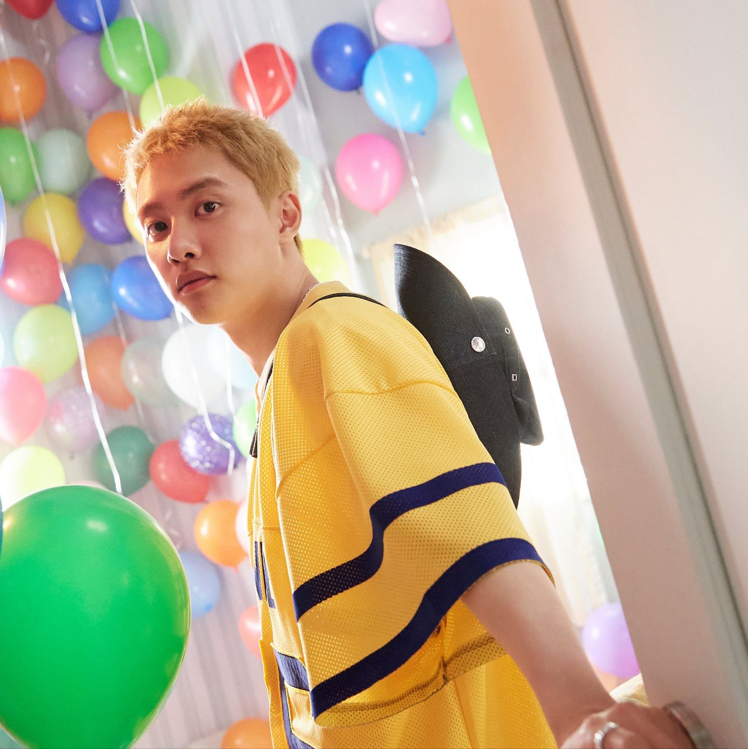 Behind-the-scenes cut of Doh Kyungsoo (D.O.)