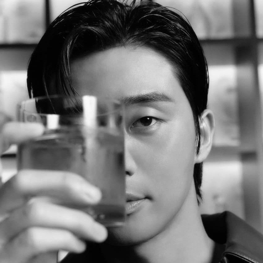 粉絲拍下的朴敘俊瞬間