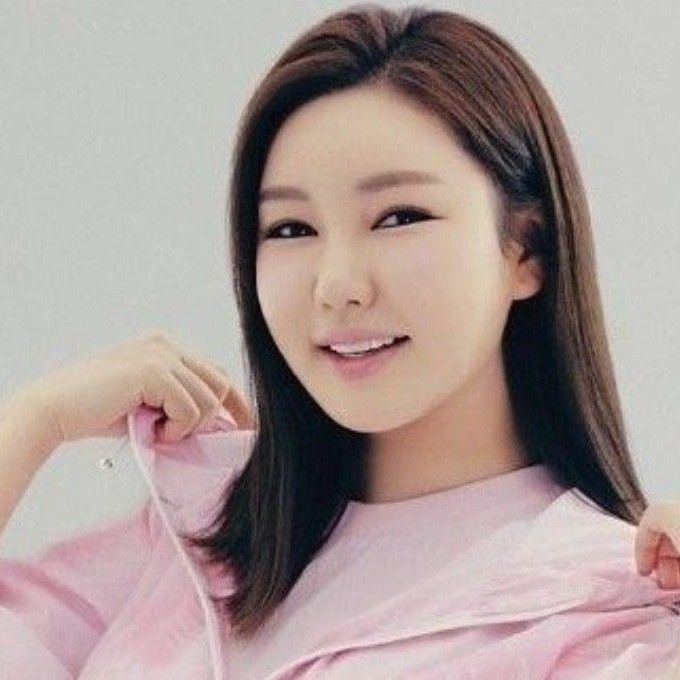 Latest photo of Bin Yeseo