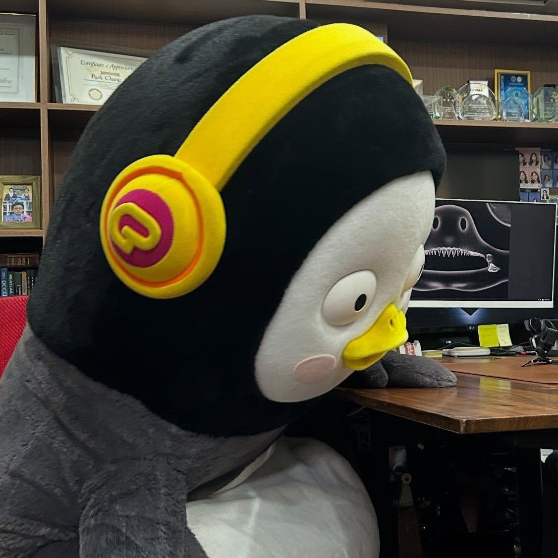 Behind-the-scenes cut of Pengsoo