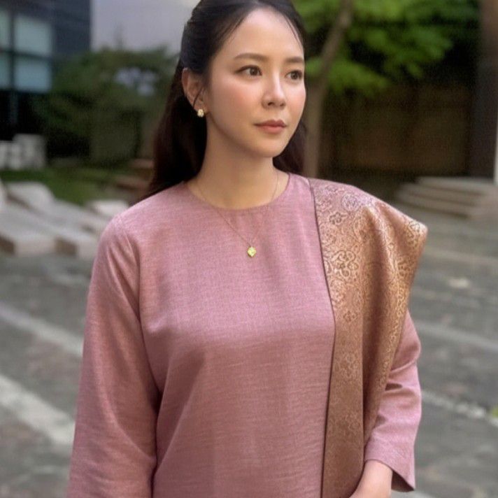 粉丝拍下的宋智孝瞬间