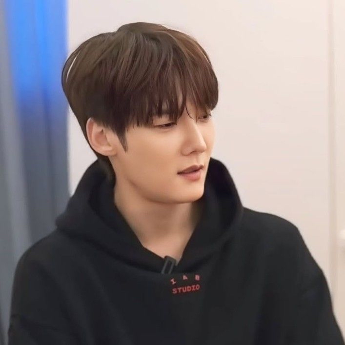 Recent activity shot of Choi Jinhyuk
