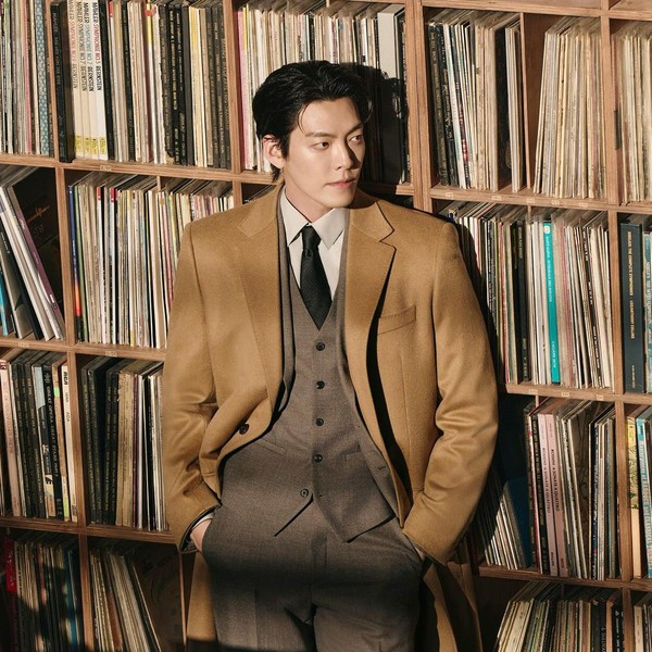 Popular profile photo of Kim Woobin loved by fans