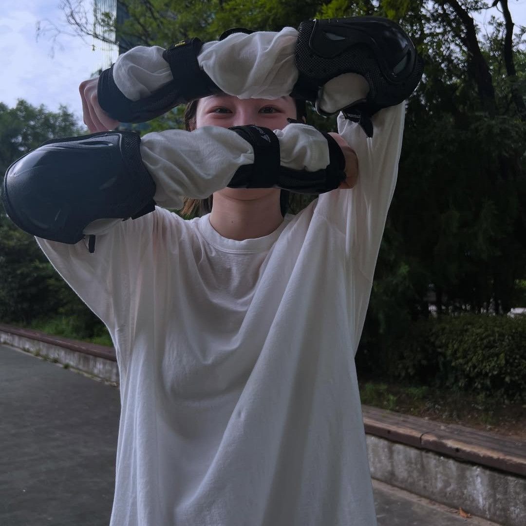 Behind-the-scenes cut of Won Jian