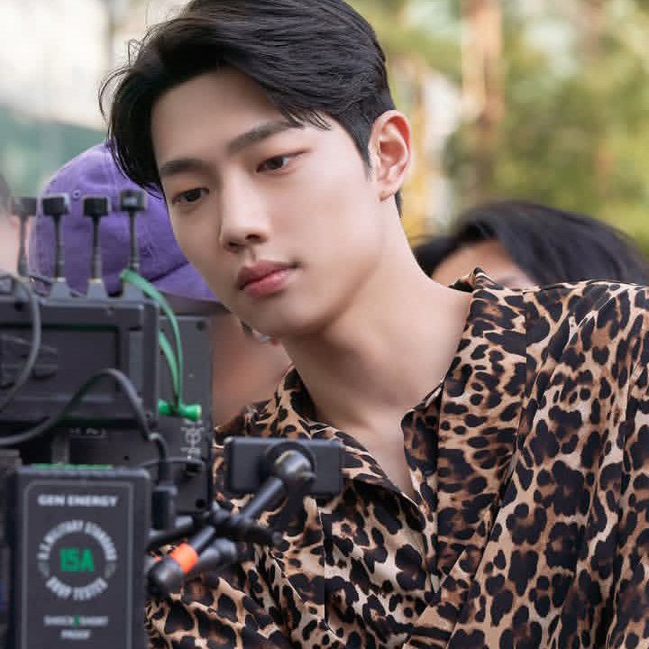 Latest photo of Cho Junyoung