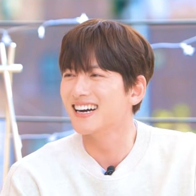 A moment captured by a fan of Ji Changwook