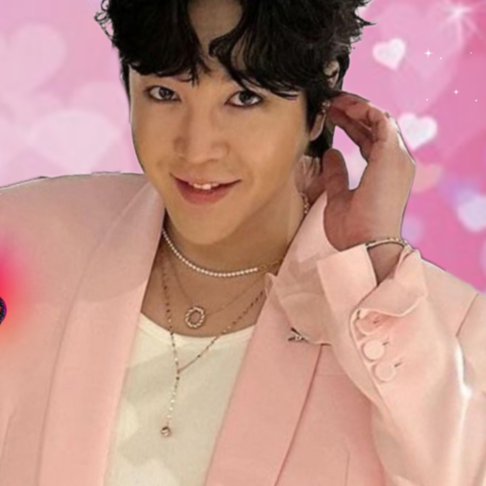 A moment captured by a fan of Jang Geunsuk
