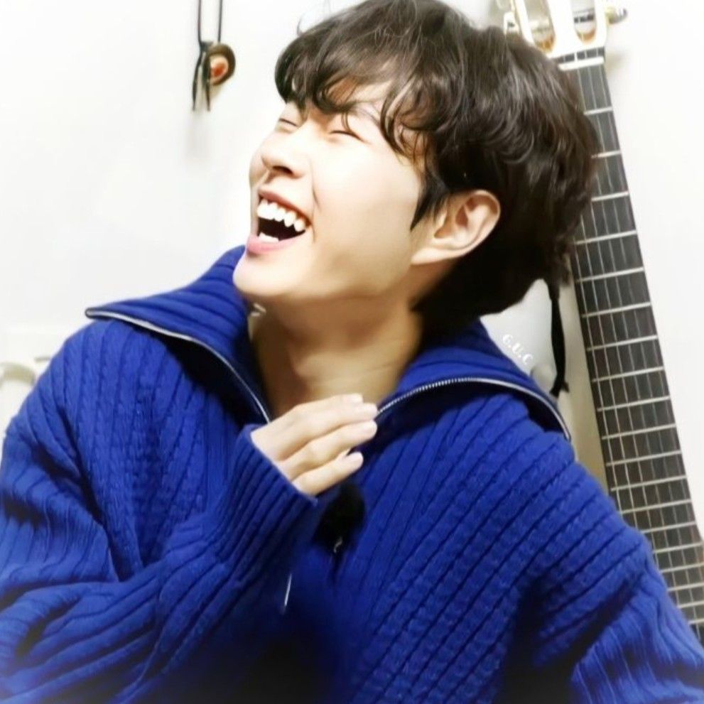 Behind-the-scenes cut of Lee Byeongchan