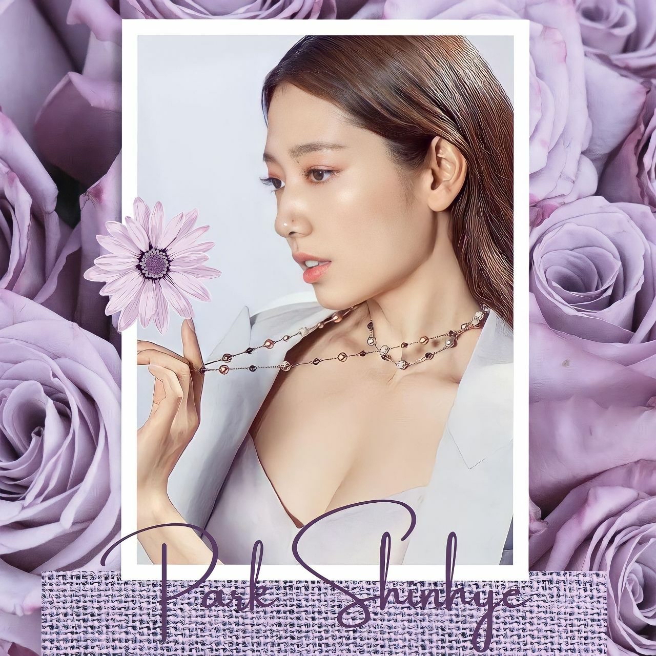 Latest photo of Park Shinhye