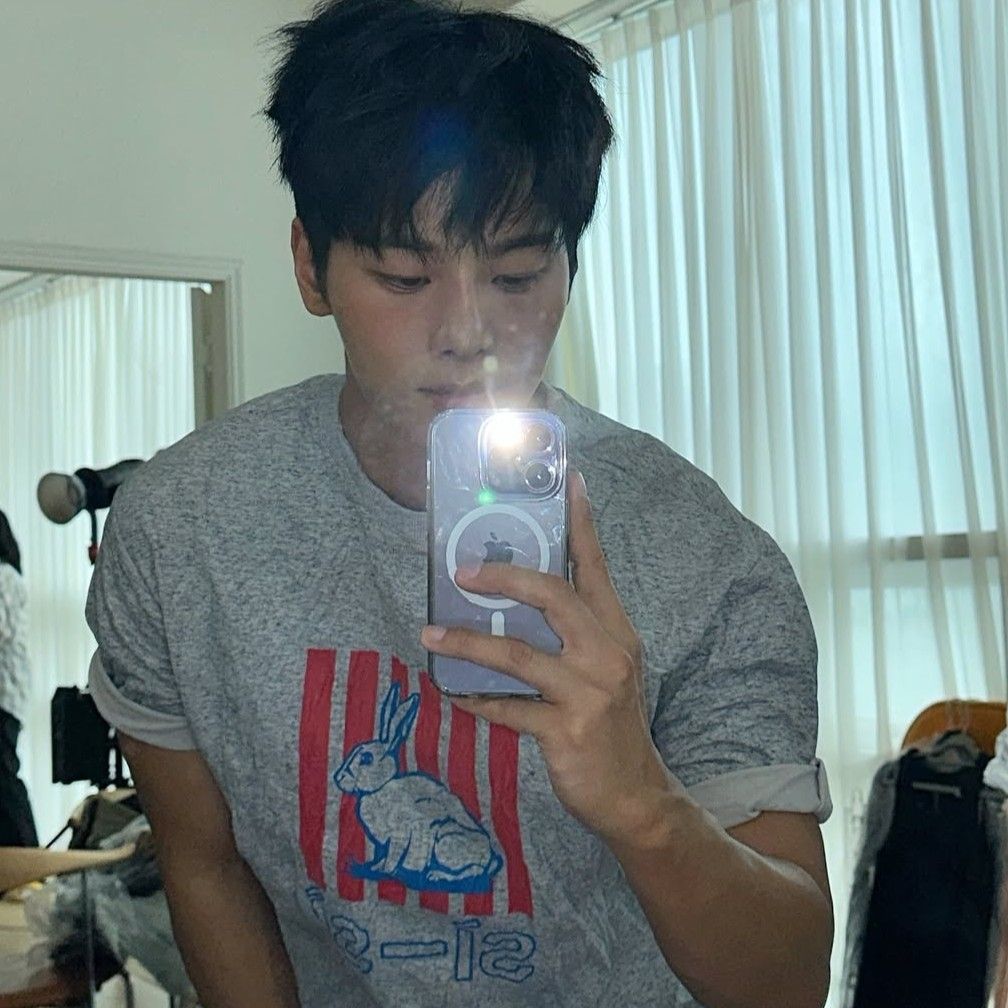 Latest photo of Cha Hakyeon (N)