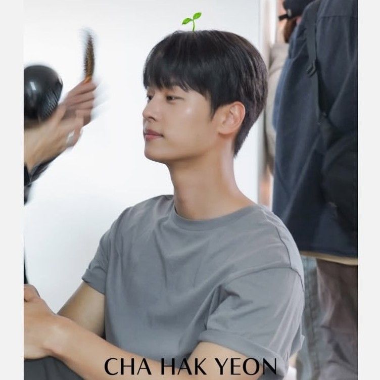 Latest photo of Cha Hakyeon (N)