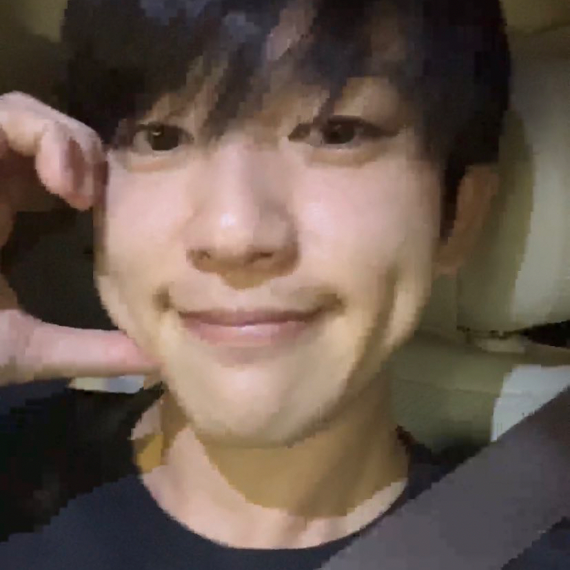 Recent activity shot of Park Jinyoung