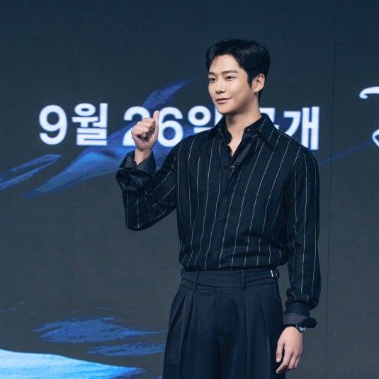 로운 최근 활동샷