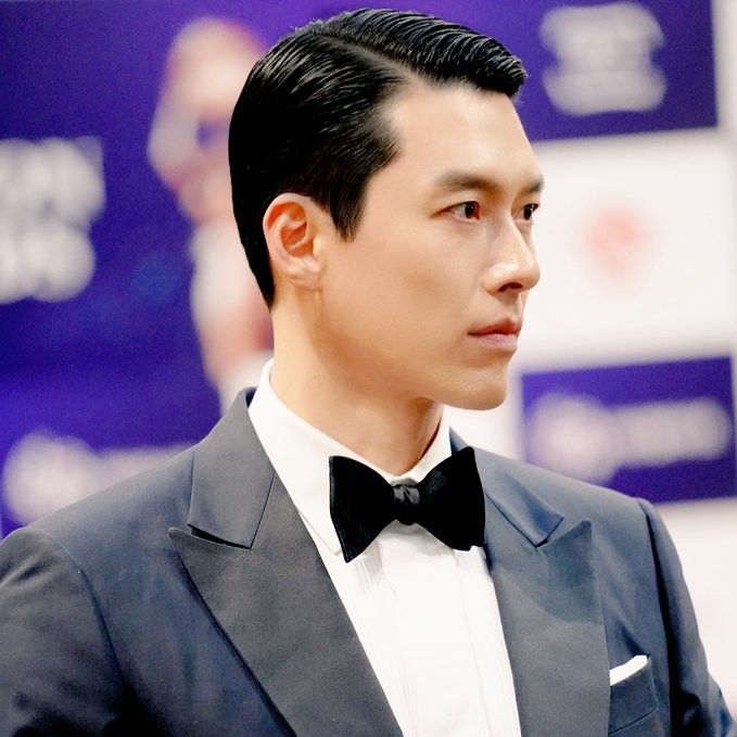 Cuplikan di balik layar dari Hyun Bin