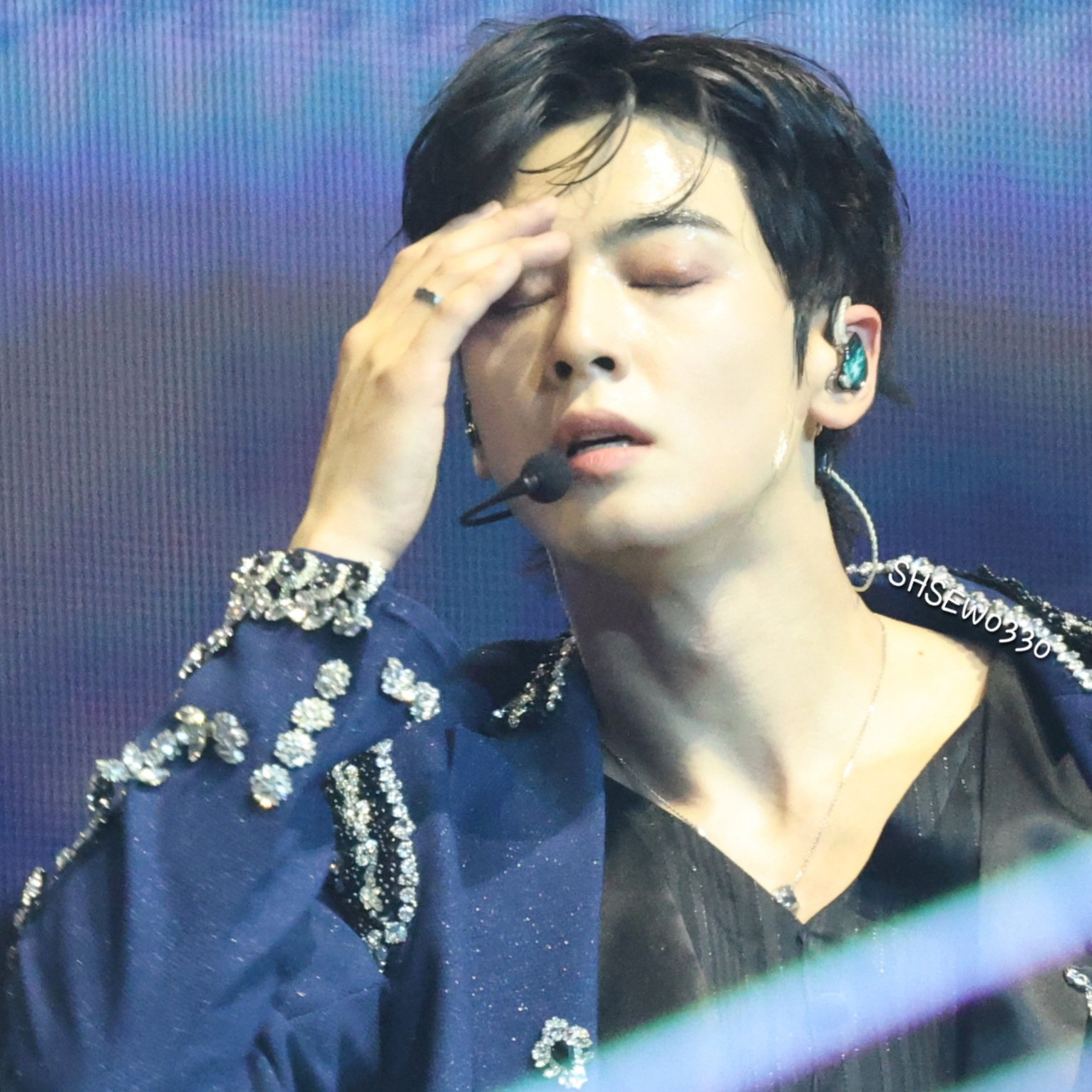 A moment captured by a fan of Cha Eunwoo