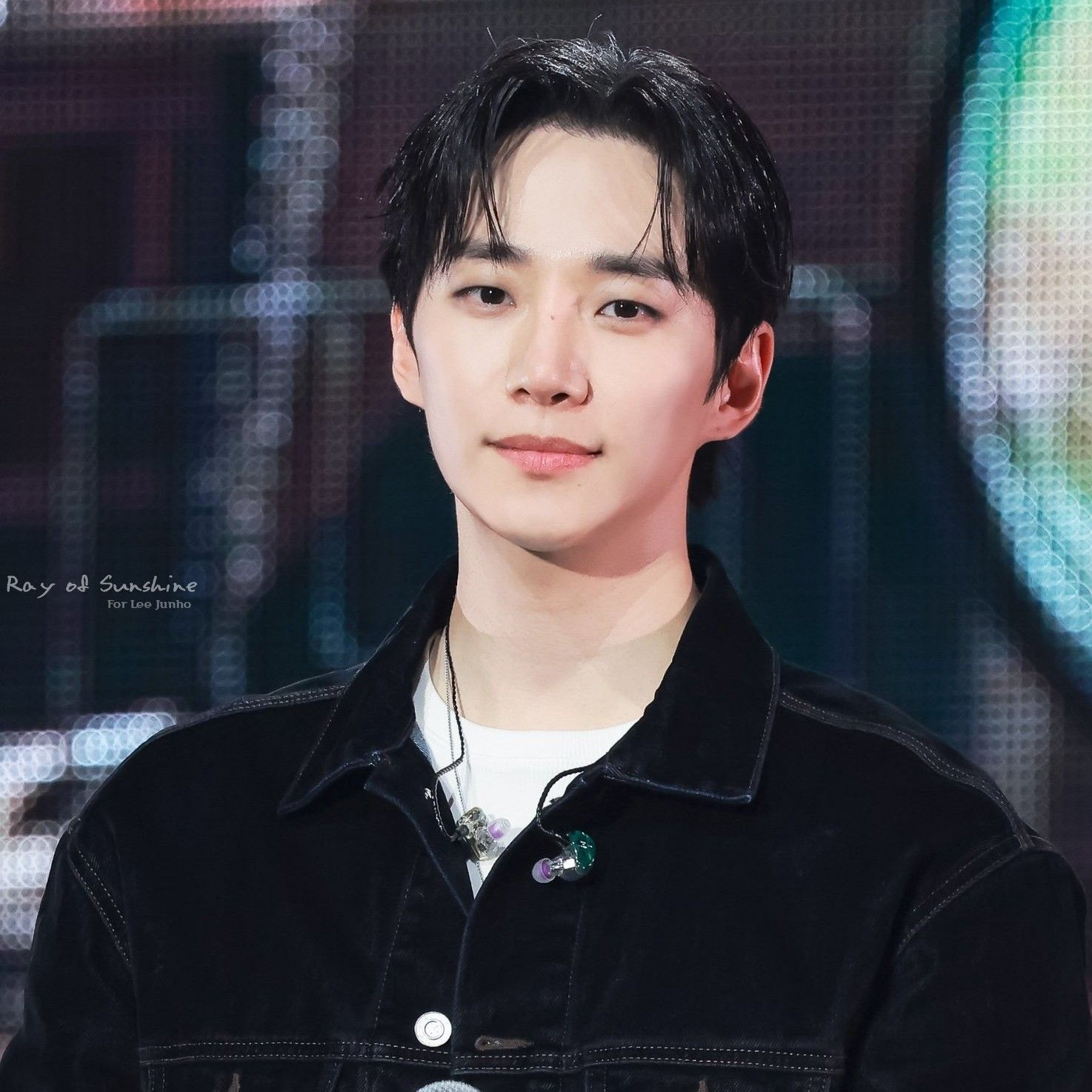 粉丝拍下的李俊昊瞬间