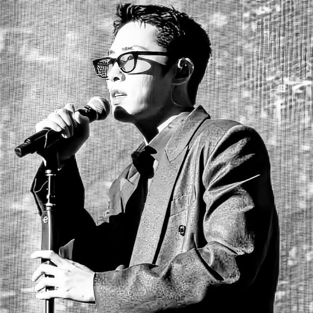 Behind-the-scenes cut of Lee Jaewook