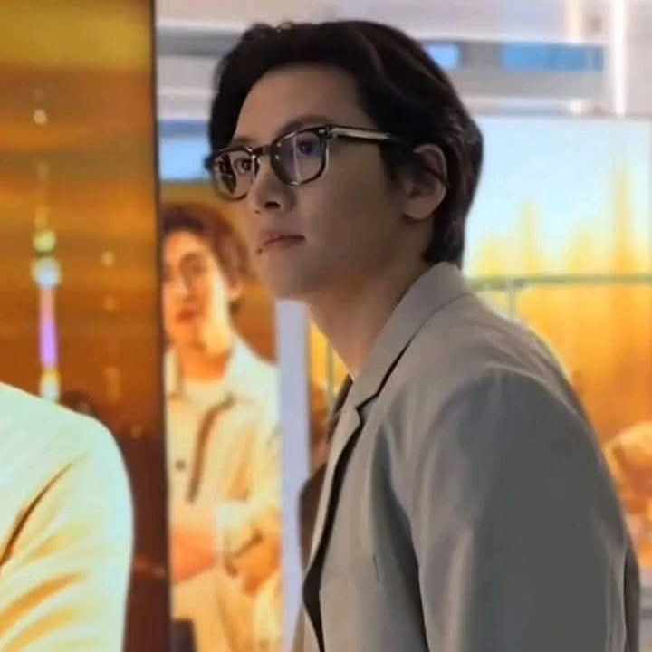 チ・チャンウクの最近の活動ショット