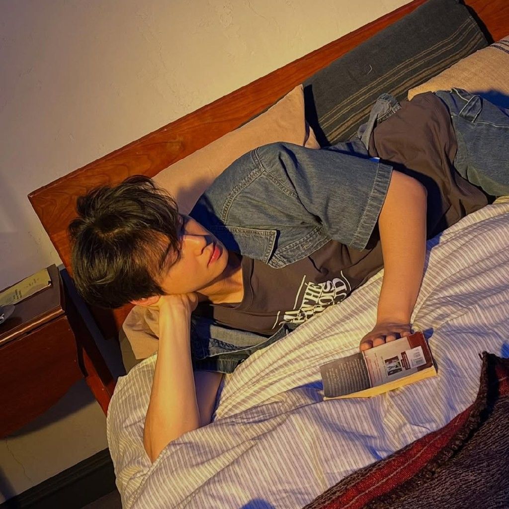 Latest photo of Cha Eunwoo