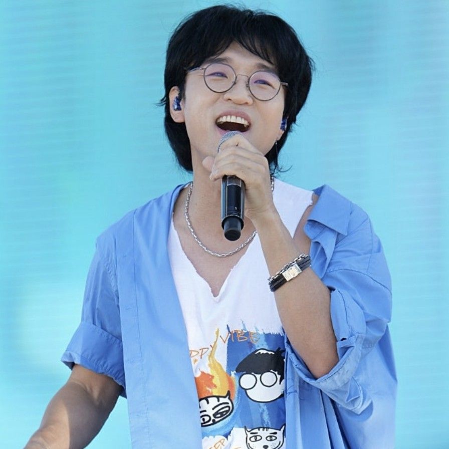 Behind-the-scenes cut of Bak Changgeun