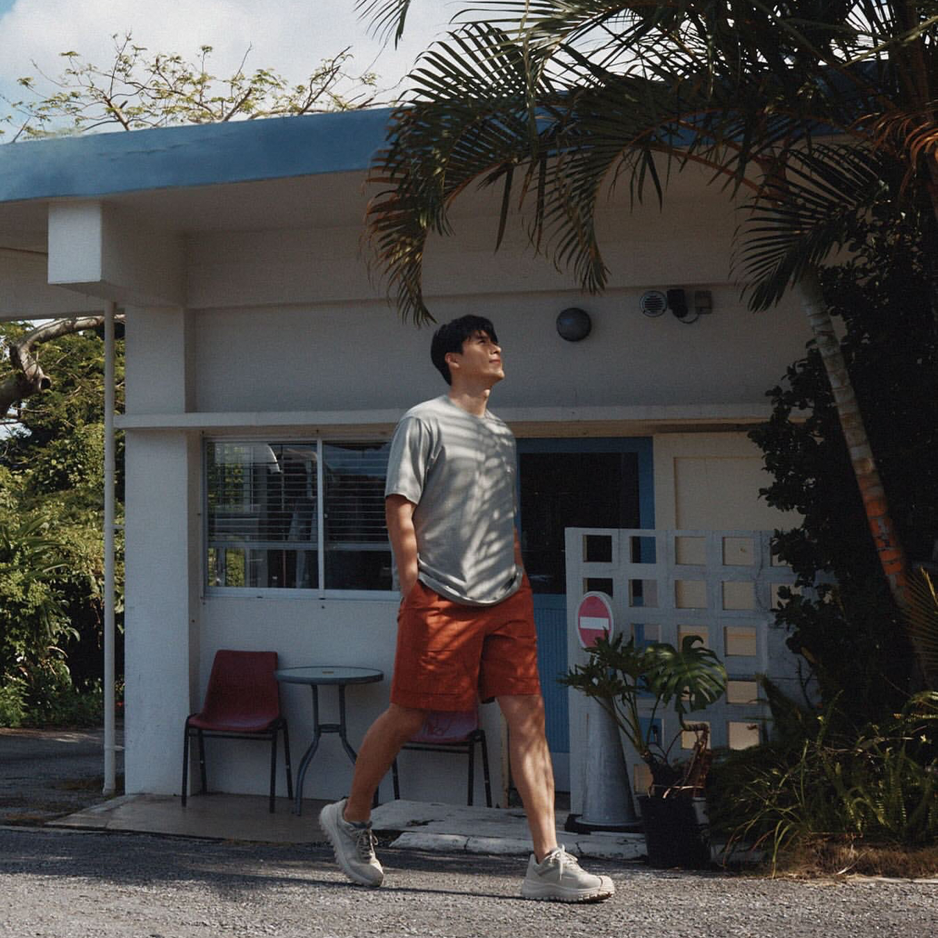 Latest photo of Hyun Bin