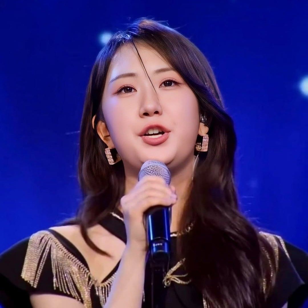 Latest photo of Jeon Yujin