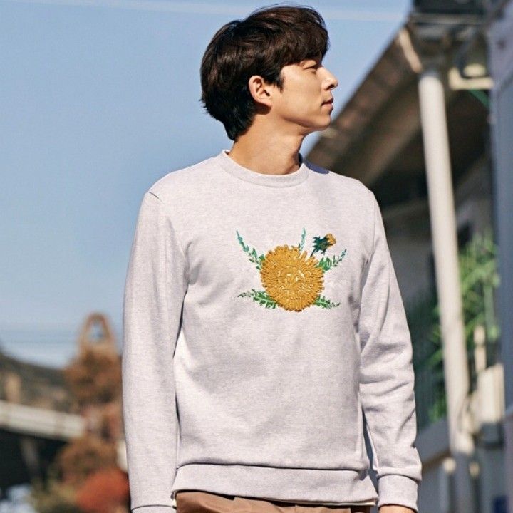 A moment captured by a fan of Gong Yoo