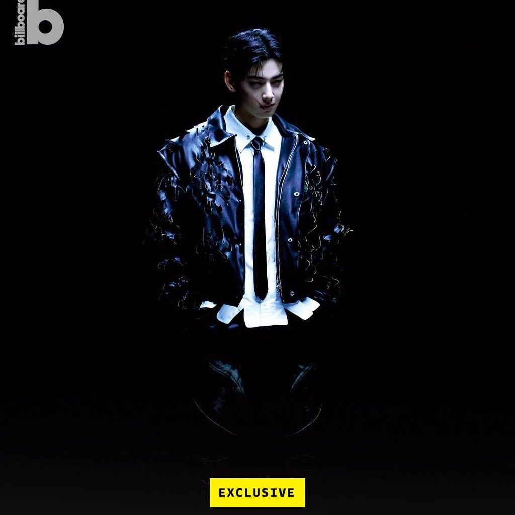 Latest photo of Cha Eunwoo