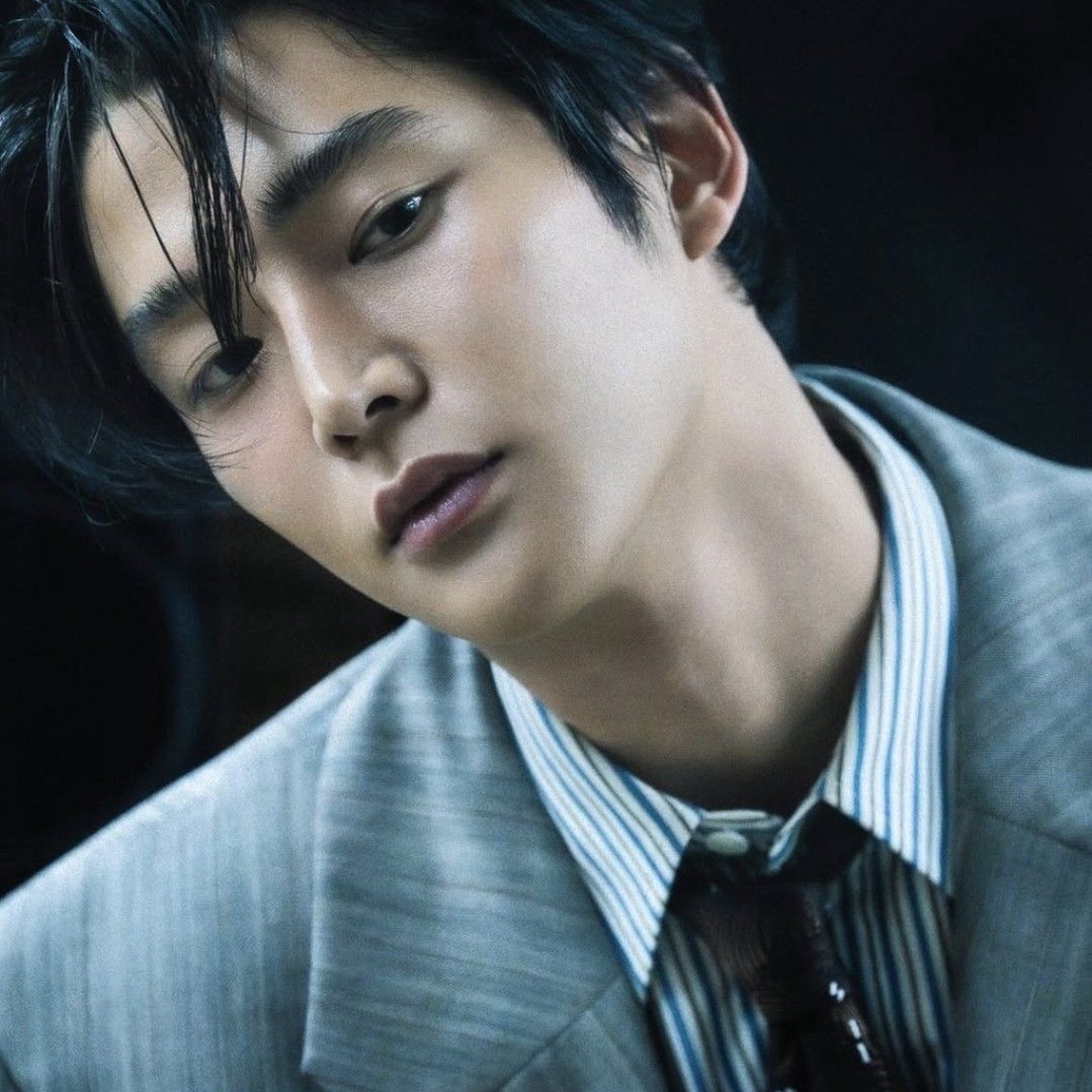 Latest photo of Rowoon