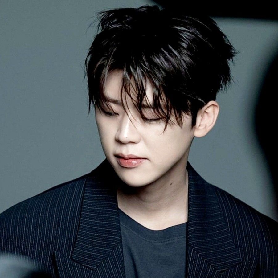 粉絲拍下的朴志賢瞬間