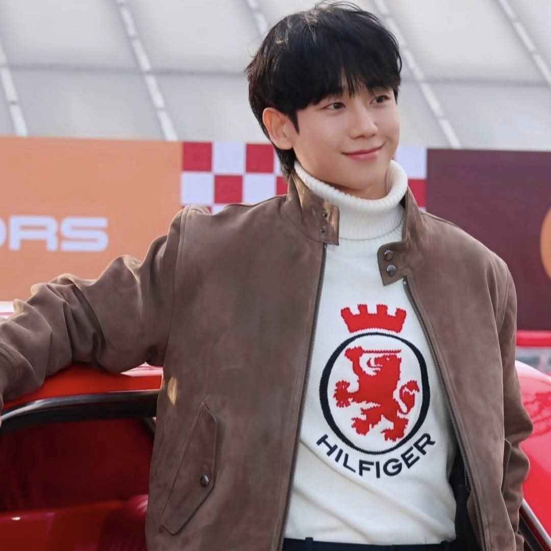 粉絲拍下的丁海寅瞬間