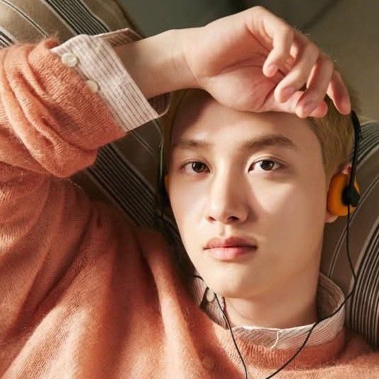 A moment captured by a fan of Doh Kyungsoo (D.O.)