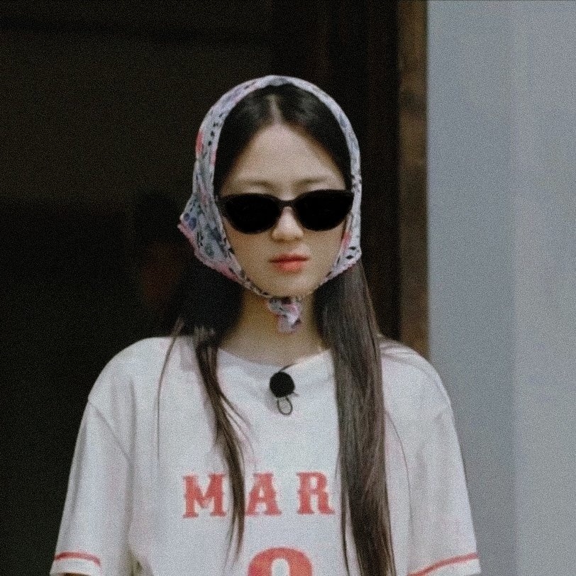 Recent activity shot of Kim Hyeyoon