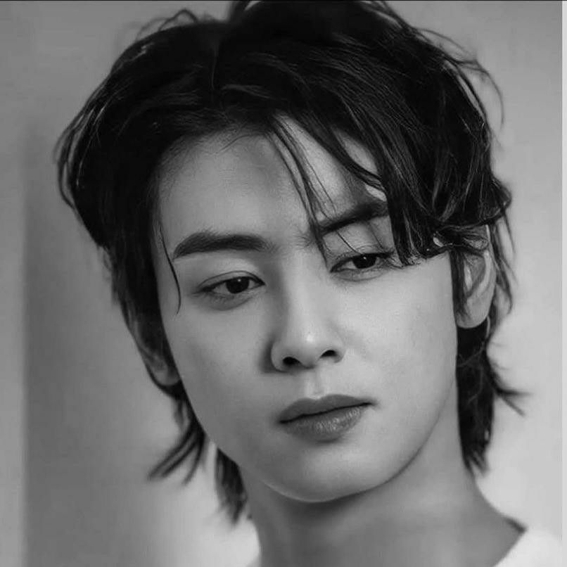 Latest photo of Cha Eunwoo
