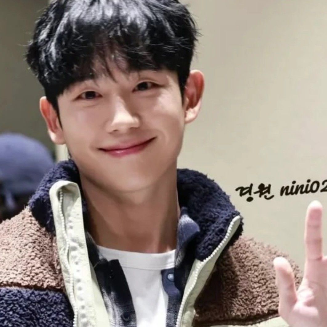 丁海寅的近期活動照