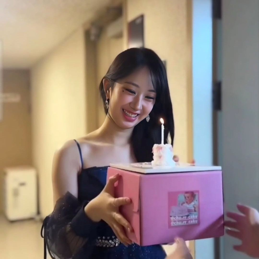 Foto terbaru dari Jeon Yujin