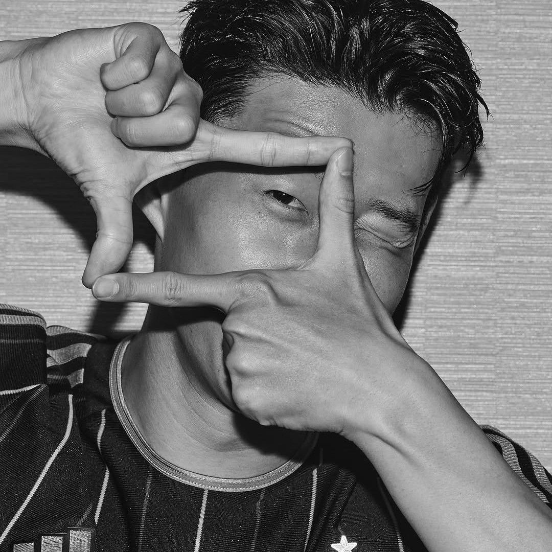손흥민의 최신 사진