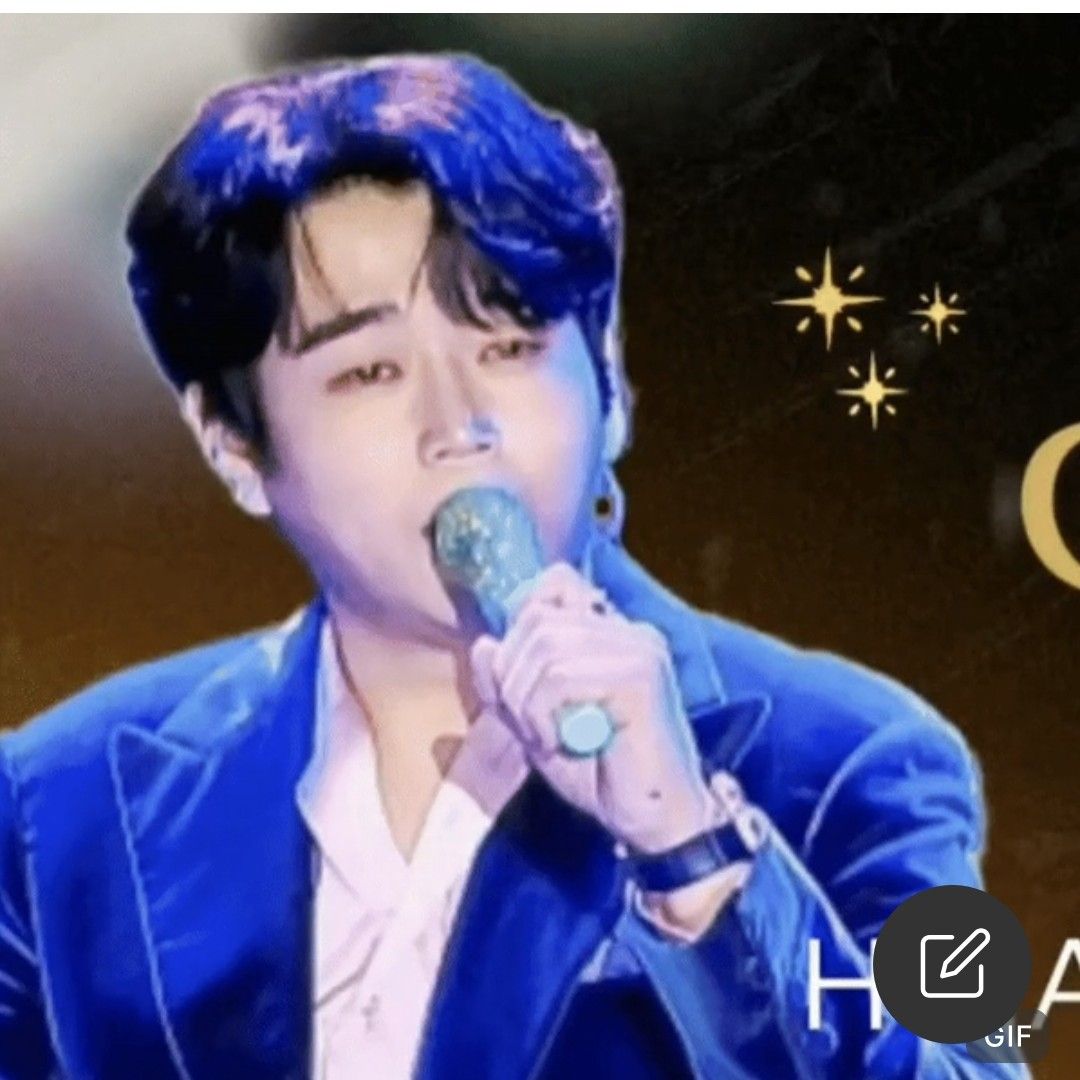 Behind-the-scenes cut of Hwang Youngwoong