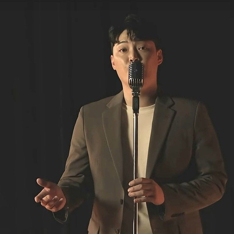 Behind-the-scenes cut of Kim Kyungmin