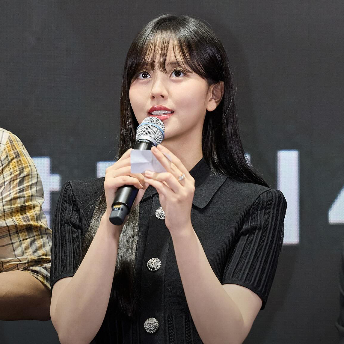 A moment captured by a fan of Kim Sohyun