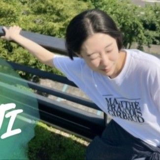 Behind-the-scenes cut of Han Yeji