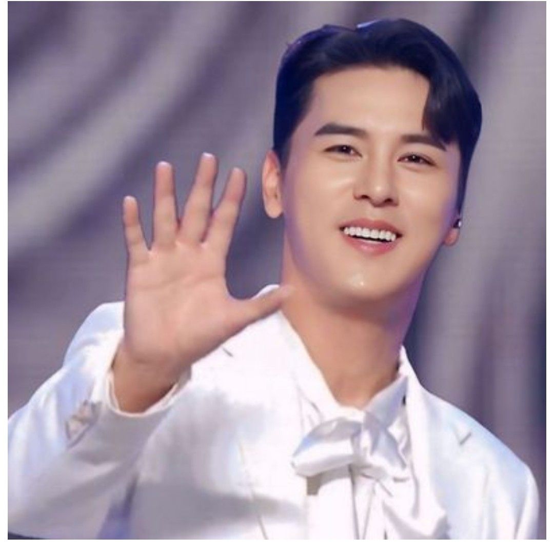Latest photo of Jang Minho
